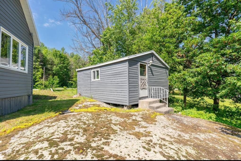 Lake Muskoka Cottage One Thousand And One Night Gravenhurst Exterior photo