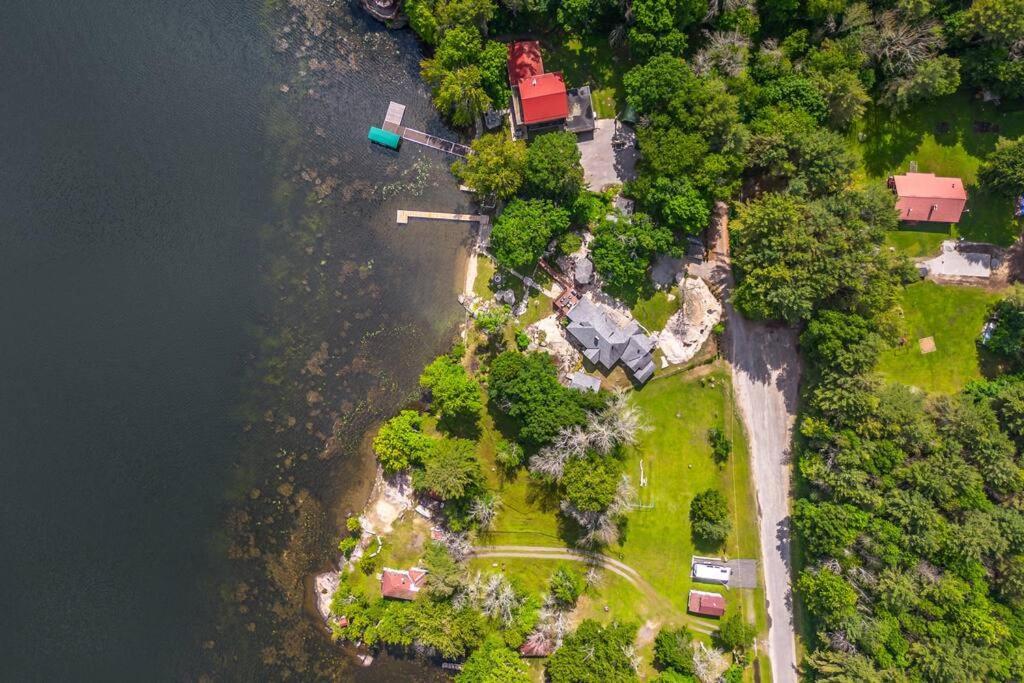 Lake Muskoka Cottage One Thousand And One Night Gravenhurst Exterior photo